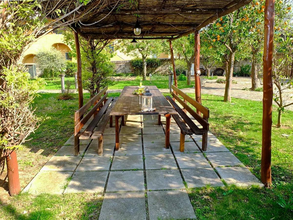 B&B Villa Elisa Meta Buitenkant foto