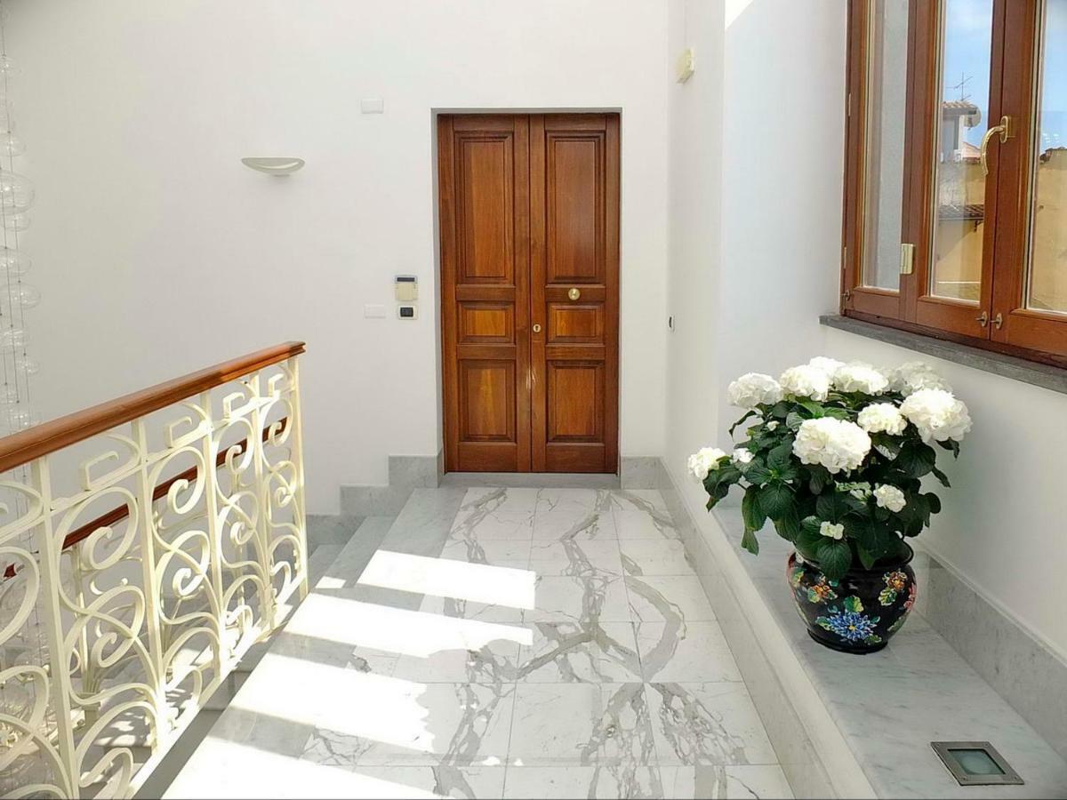 B&B Villa Elisa Meta Buitenkant foto